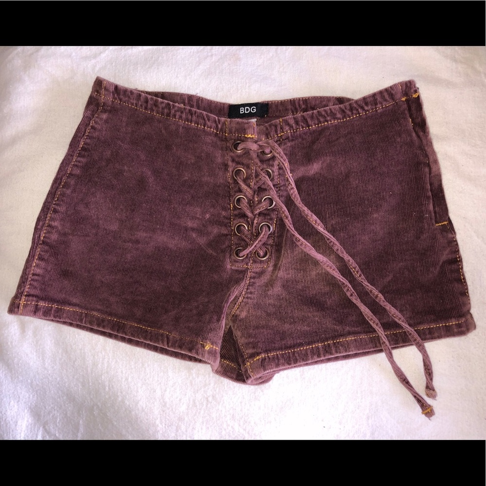 URBAN OUTFITTERS STRETCHY SHORTS🍓